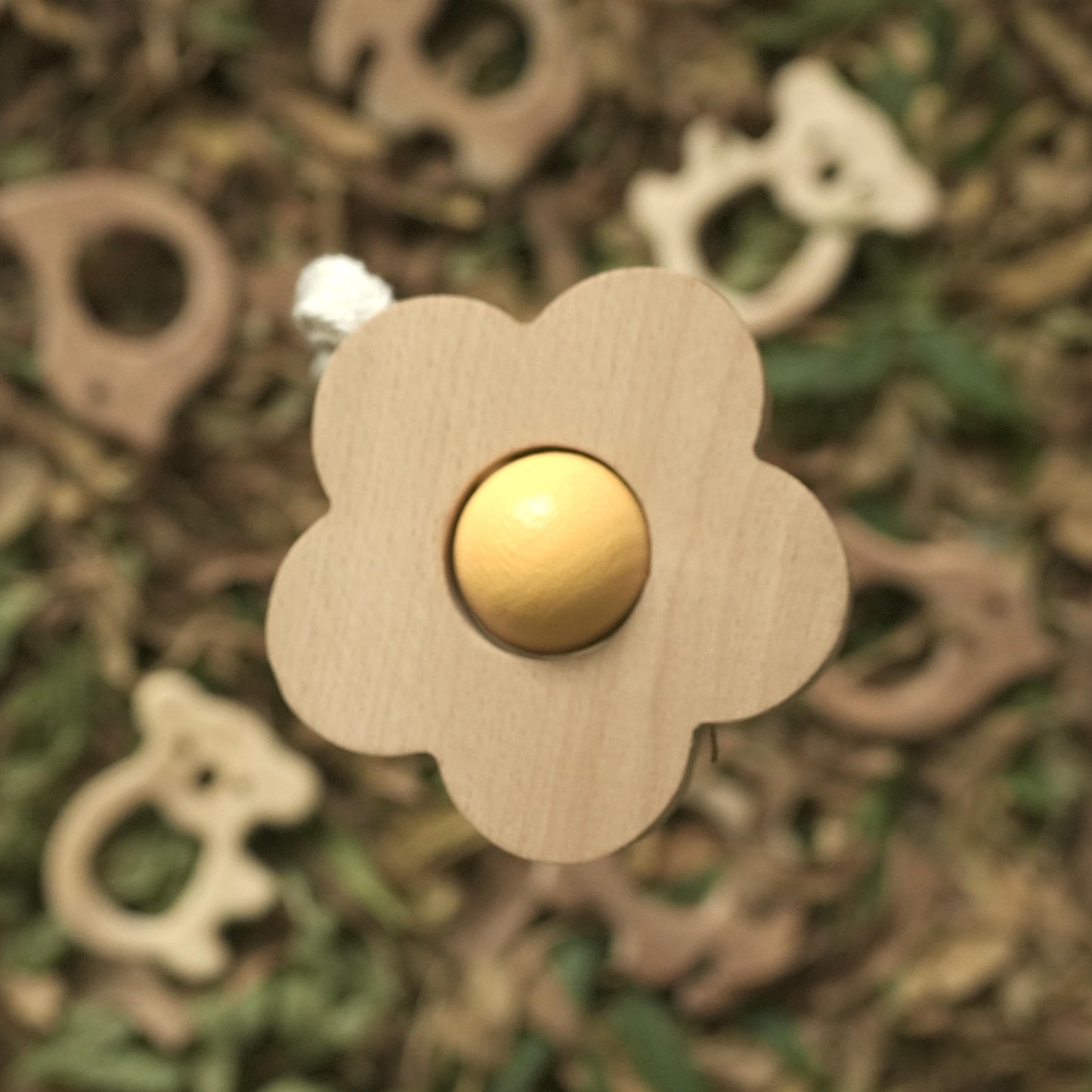 100% Non Toxic Wooden SunFlower Rattle